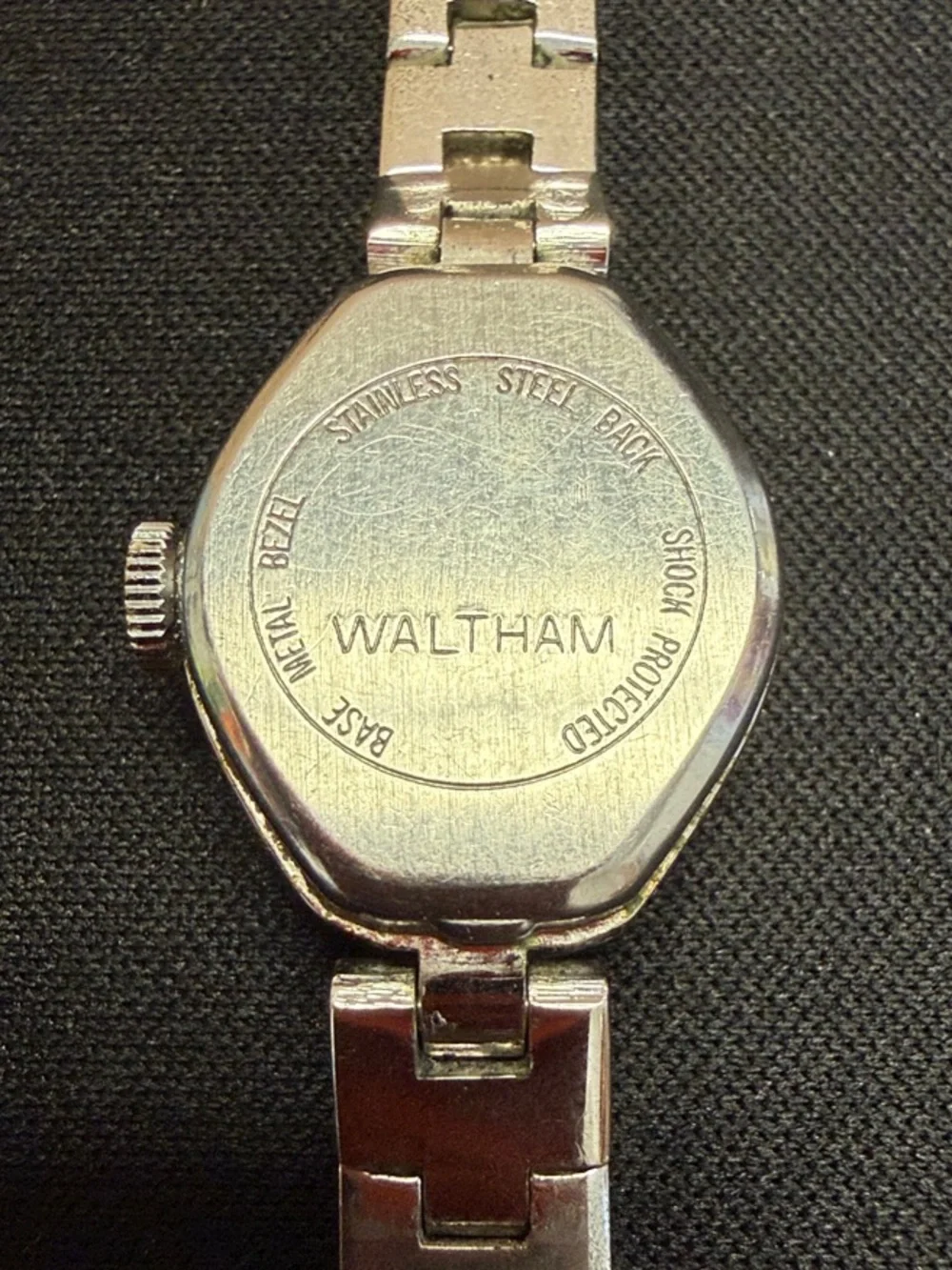 VINTAGE WALTHAM WOMENS Watch Silver Tone 17 Jewels Original Brick Bracelet Bands